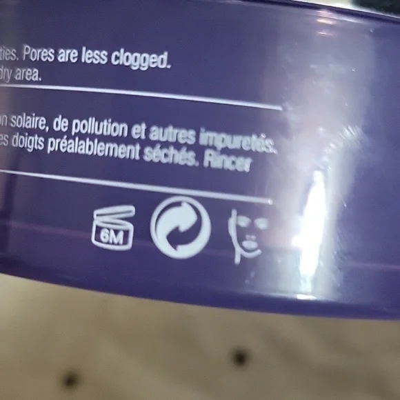 Clinique Take The Day Off Charcol Cleansing Balm - Picture 4 of 7